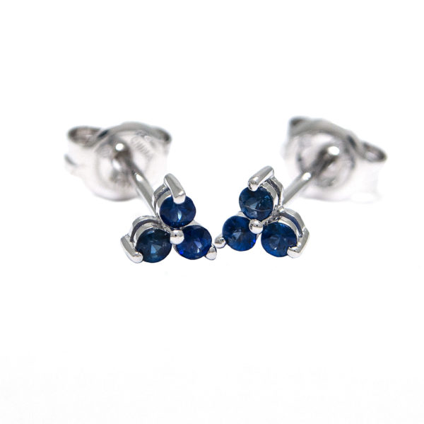 White Gold Round Prong Sapphire Earrings (Sapphire Earrings (Wg))