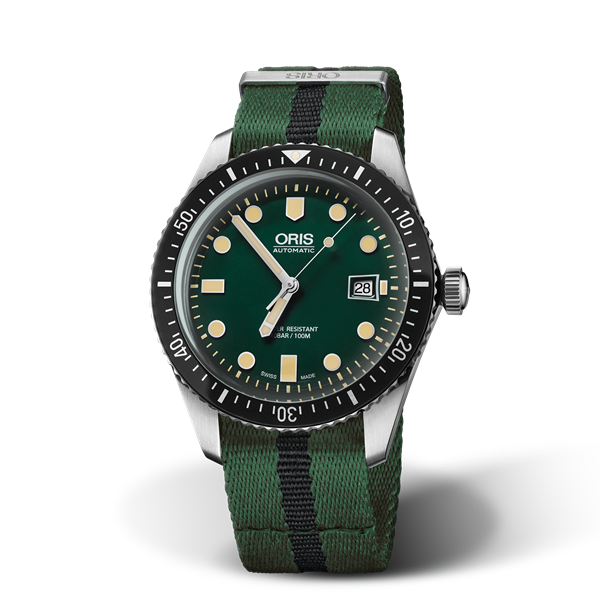 01 733 7720 4057-07 5 21 25FC — Oris Divers Sixty-Five