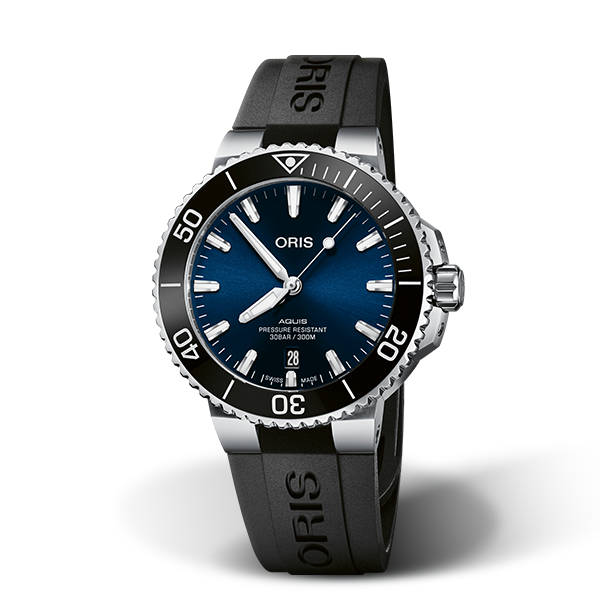 01 733 7766 4135-07 4 22 64FC — Oris Aquis Date